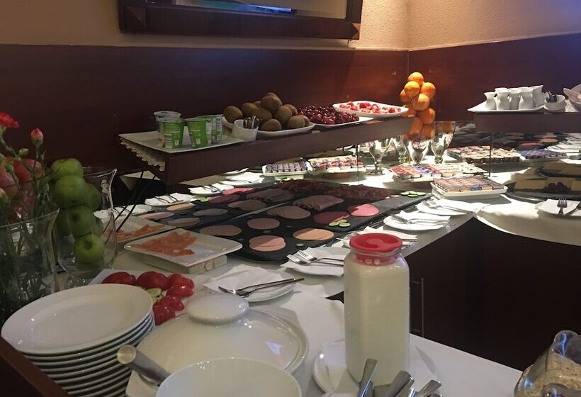 Отель Altdusseldorf