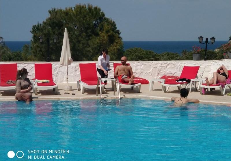 בית מלון כפרי Altinsaray