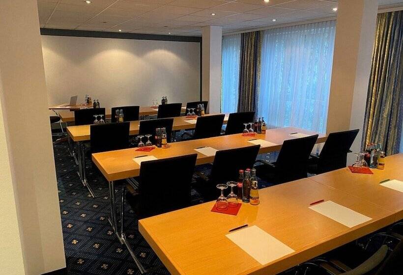 酒店 Am Schlosspark , Wiesbaden