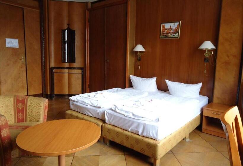 هتل Aster An Der Messe