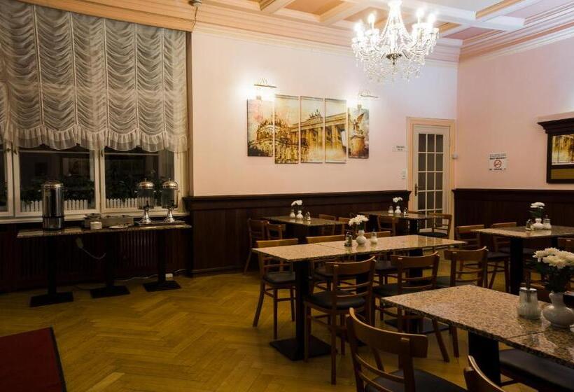 هتل Aster An Der Messe