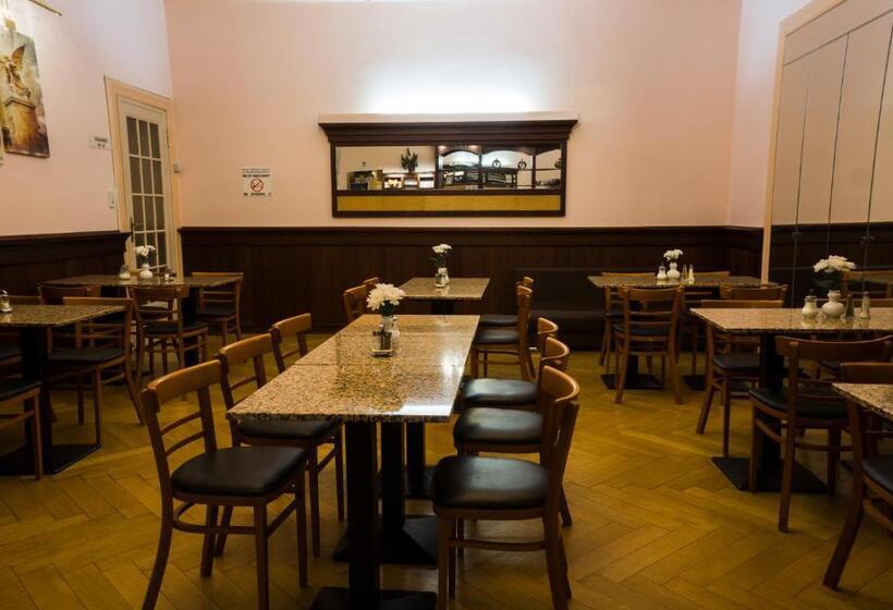 هتل Aster An Der Messe