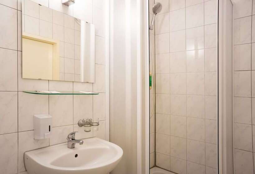 هتل Aster An Der Messe