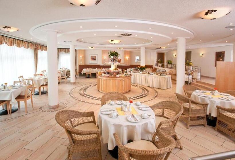 בית מלון כפרי Barbarossa