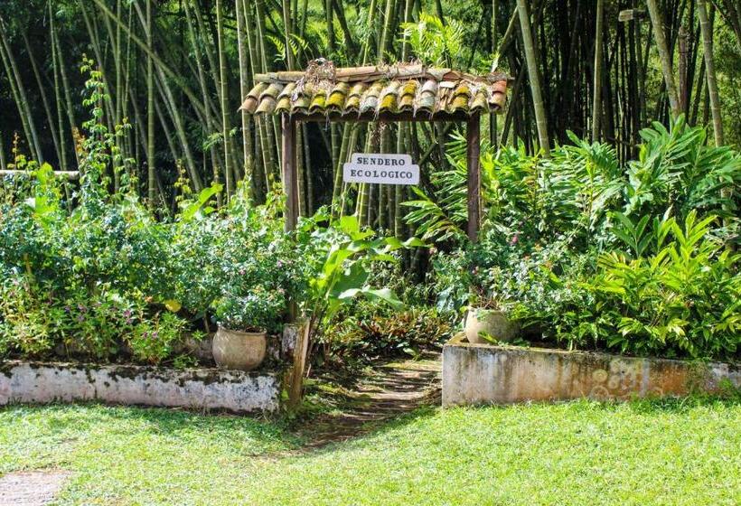 호텔 Campestre La Floresta