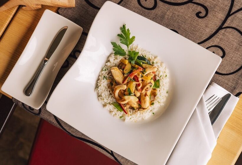 ホテル Courtyard By Marriott Duesseldorf Hafen