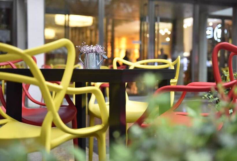 هتل Crowne Plaza Shenzhen Futian, Near To Shenzhen Convention&exhibition Centre, Shenzhen Stock Exchange