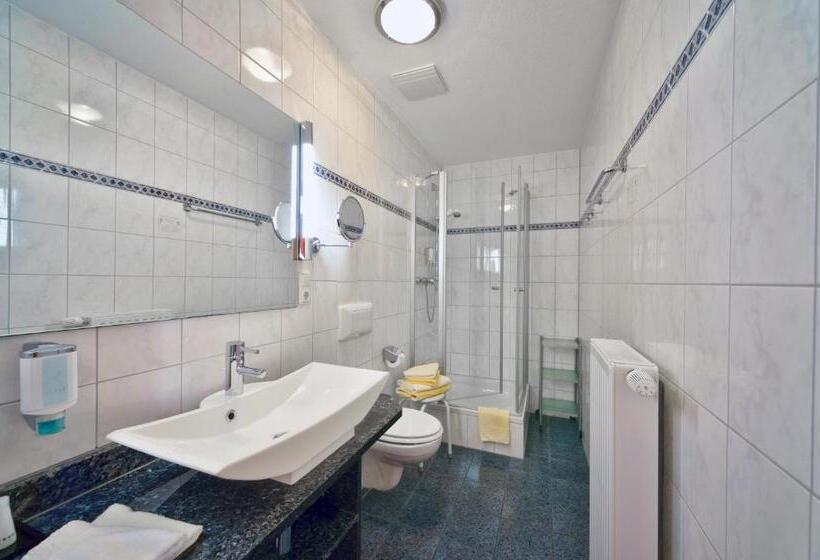 فندق Dappers Wellness