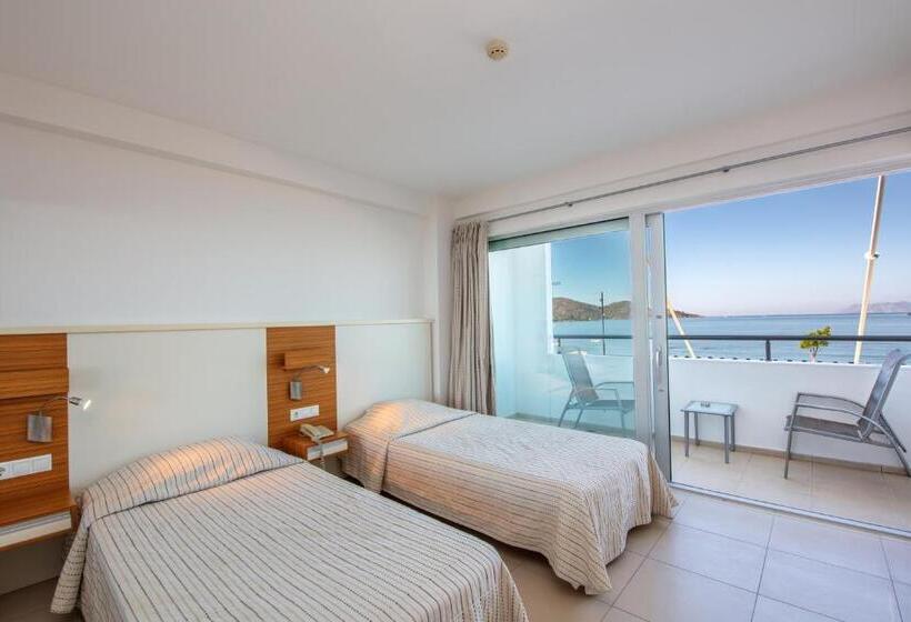 בית מלון כפרי Delta