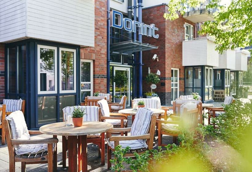 فندق Dorint Strandresort & Spa Ostseebad Wustrow