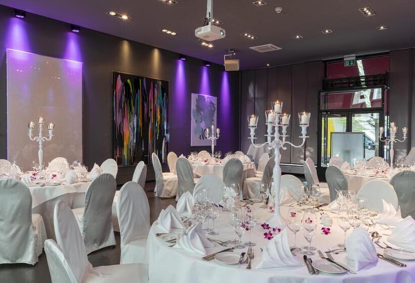 هتل Ellington Berlin