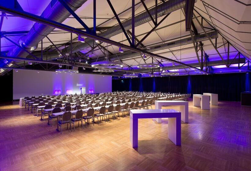 هتل Ellington Berlin