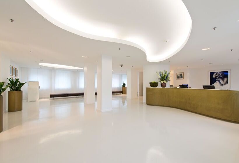 هتل Ellington Berlin