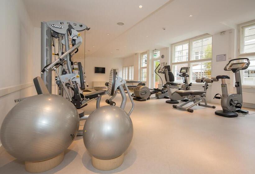 هتل Ellington Berlin