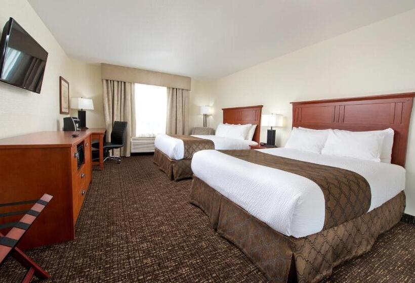 فندق Gold Eagle Lodge