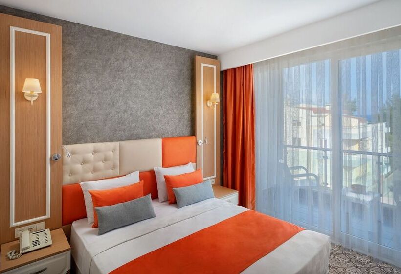 هتل Golden Orange