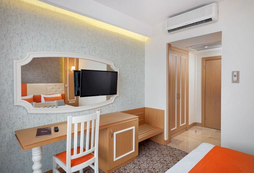 هتل Golden Orange