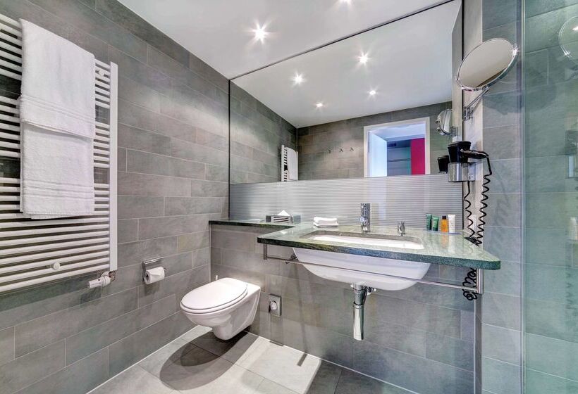 酒店 Hilton Garden Inn Stuttgart Neckarpark