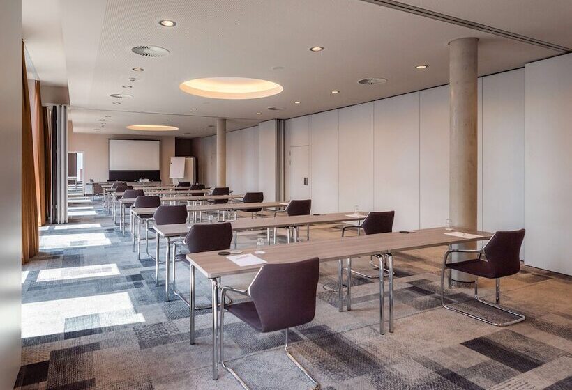 酒店 Hilton Garden Inn Stuttgart Neckarpark