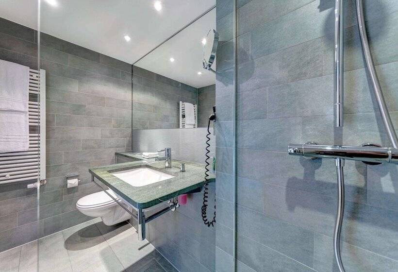 酒店 Hilton Garden Inn Stuttgart Neckarpark