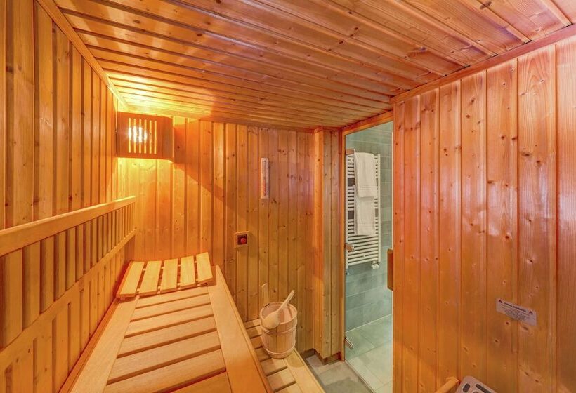 هتل Hilton Garden Inn Stuttgart Neckarpark