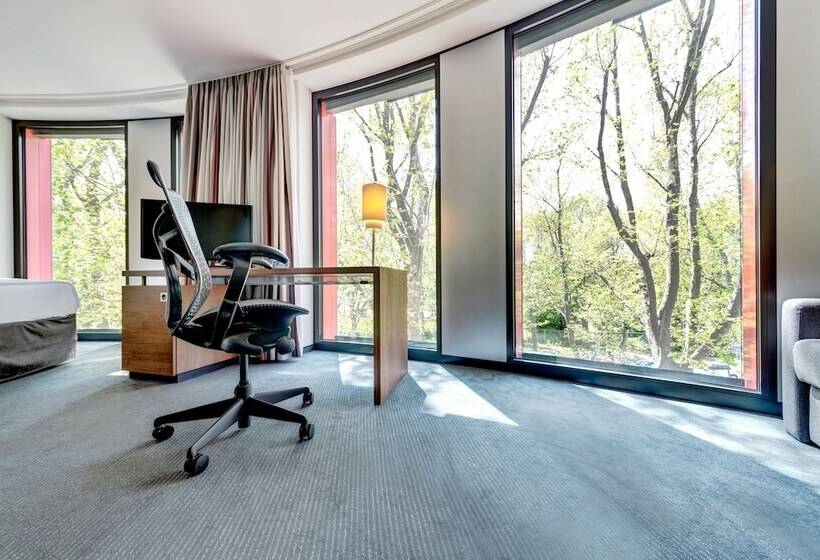 酒店 Hilton Garden Inn Stuttgart Neckarpark