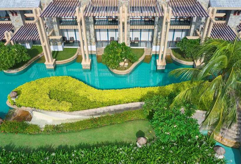 בית מלון כפרי Hilton Sanya Yalong Bay Resort & Spa