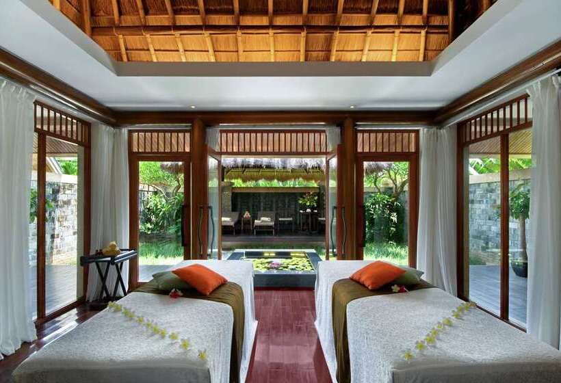 בית מלון כפרי Hilton Sanya Yalong Bay Resort & Spa