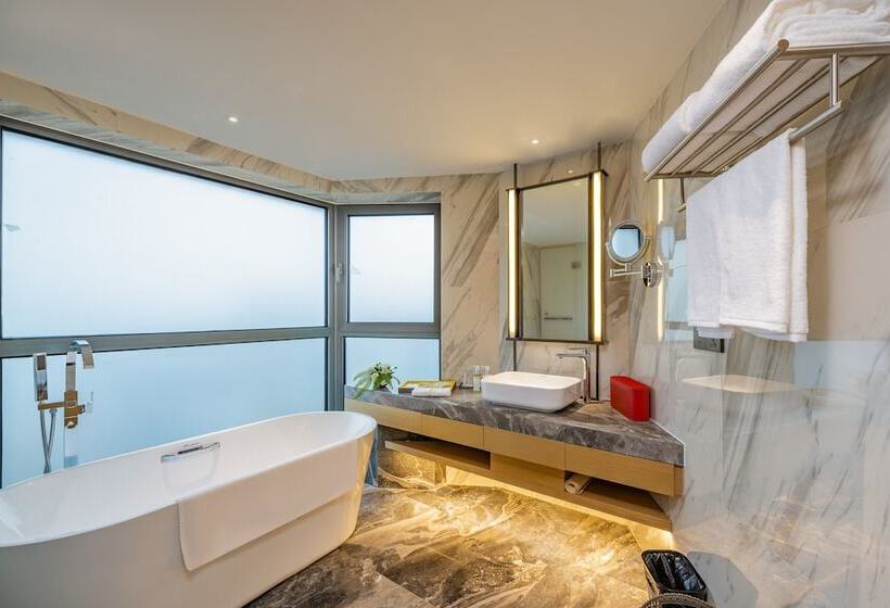 호텔 Holiday Inn Shanghai Huaxia By Ihg