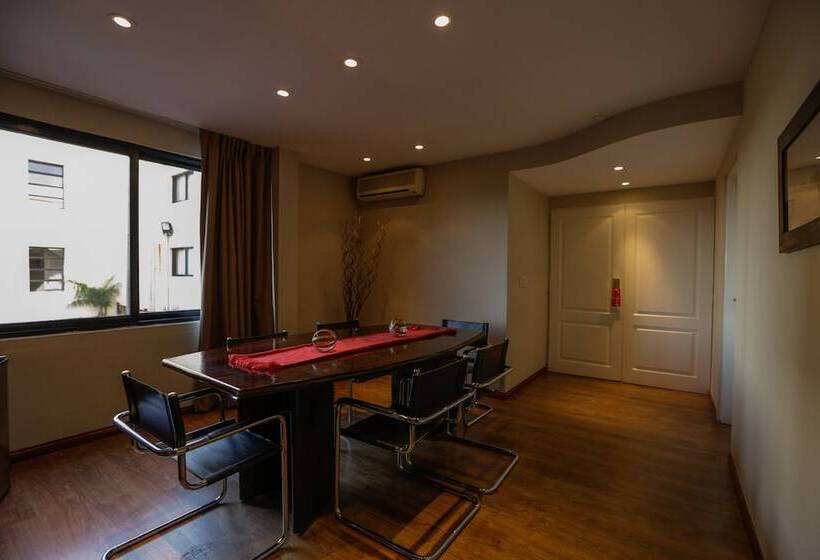 酒店 Howard Johnson By Wyndham San Pedro