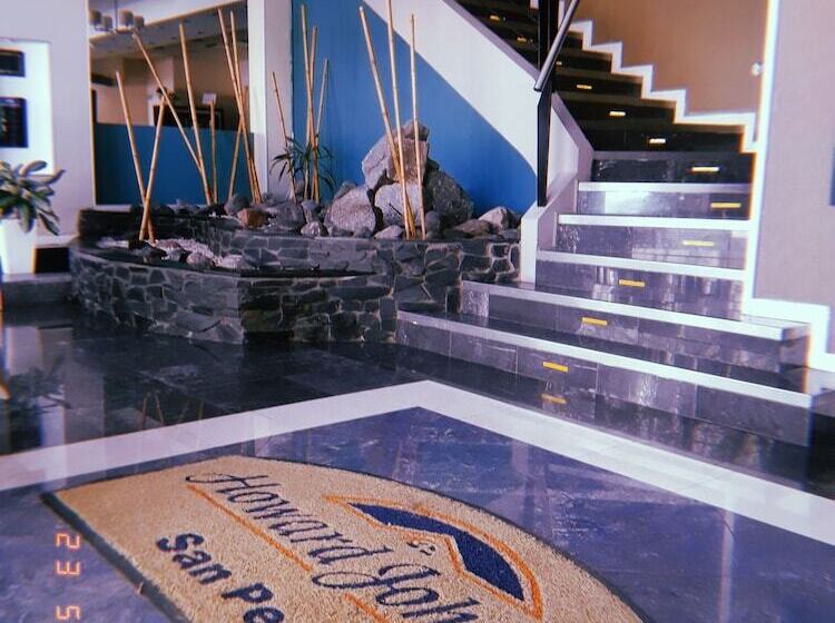 酒店 Howard Johnson By Wyndham San Pedro