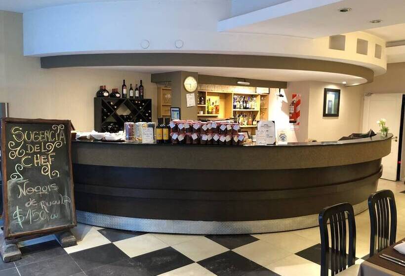 酒店 Howard Johnson By Wyndham San Pedro