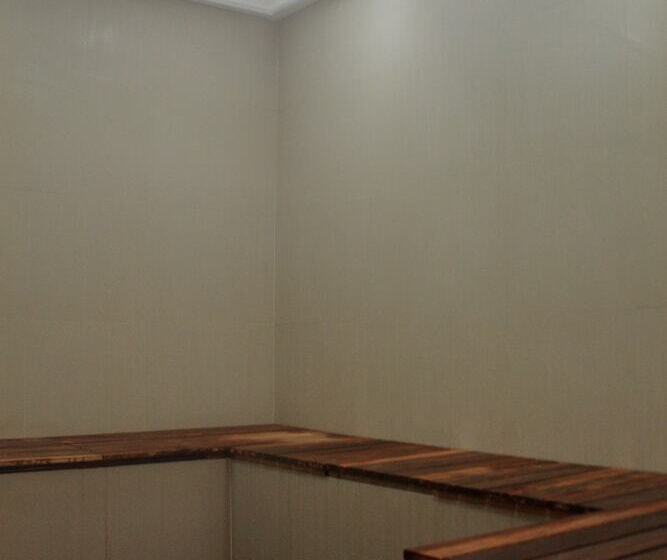 酒店 Howard Johnson By Wyndham San Pedro