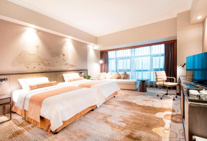 Otel Jin Jiang Pine City