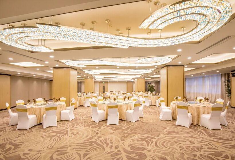 Otel Jin Jiang Pine City