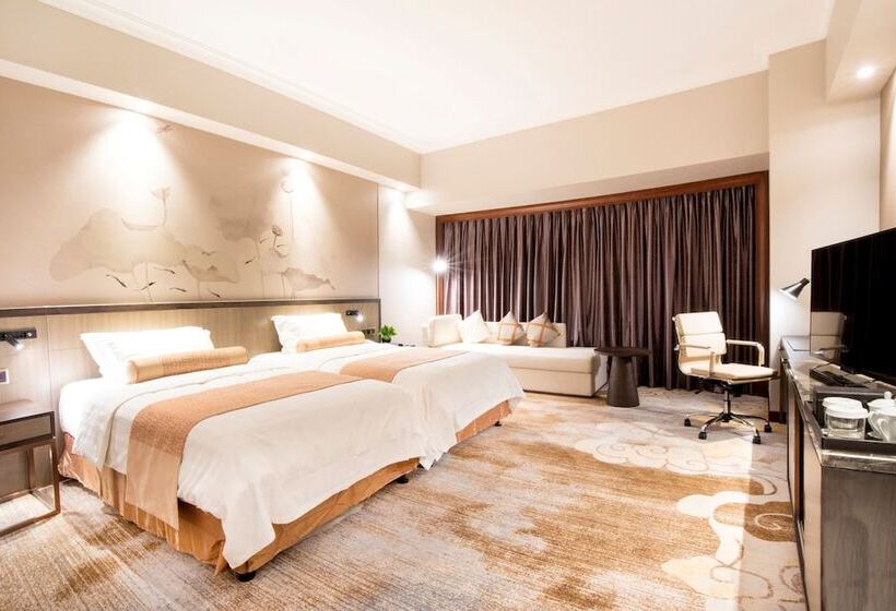 Otel Jin Jiang Pine City