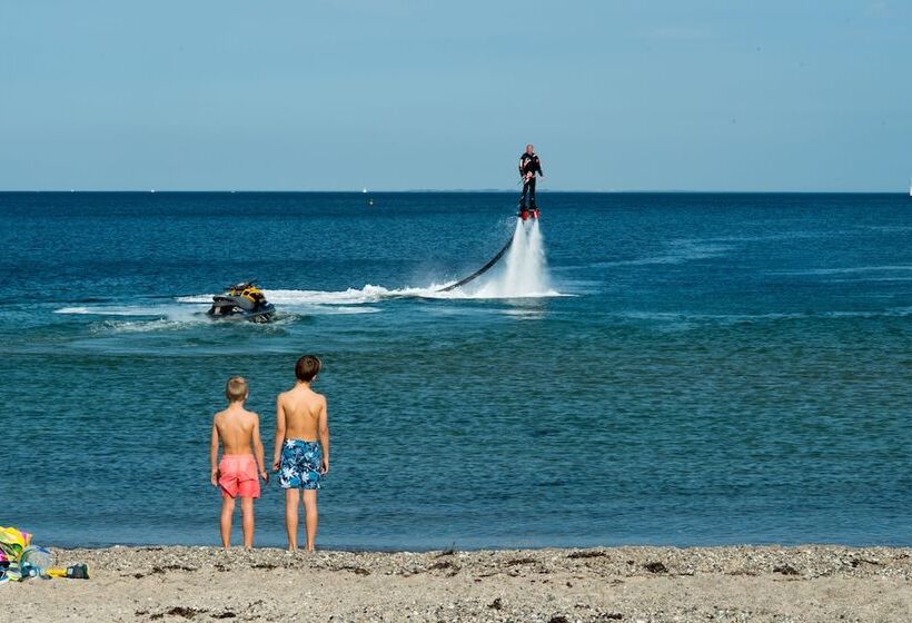 בית מלון כפרי Juelsminde Strand