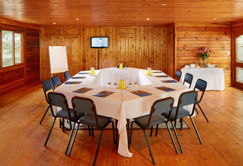 هتل Knysna River Club