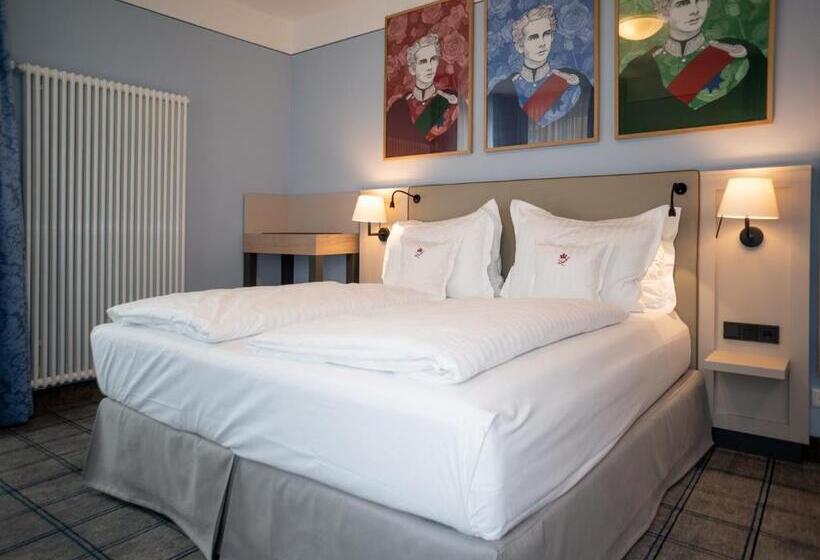 هتل Konig Ludwig Ii