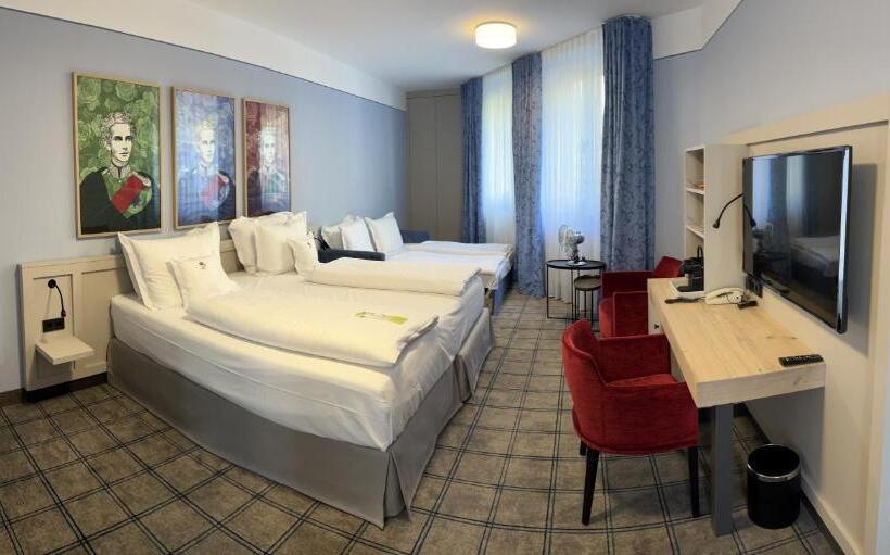 هتل Konig Ludwig Ii