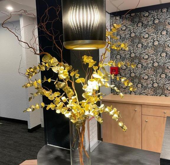 Отель Kyriad Direct Limoges Nord