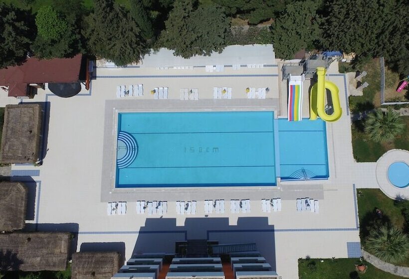 Отель La Santa Maria