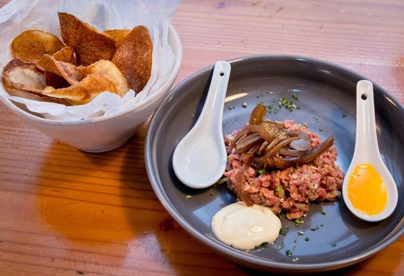 فندق Mimosa Lodge