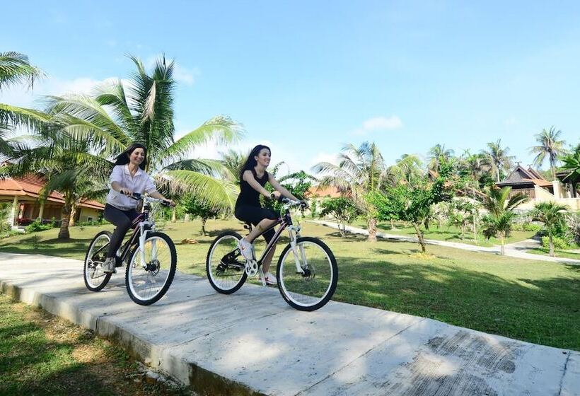 فندق Parai Beach Resort & Spa