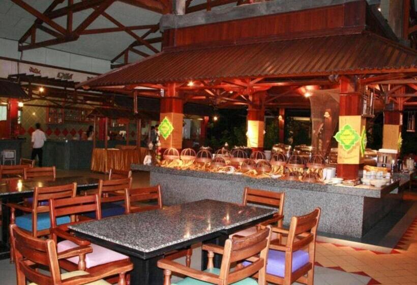 فندق Parai Beach Resort & Spa