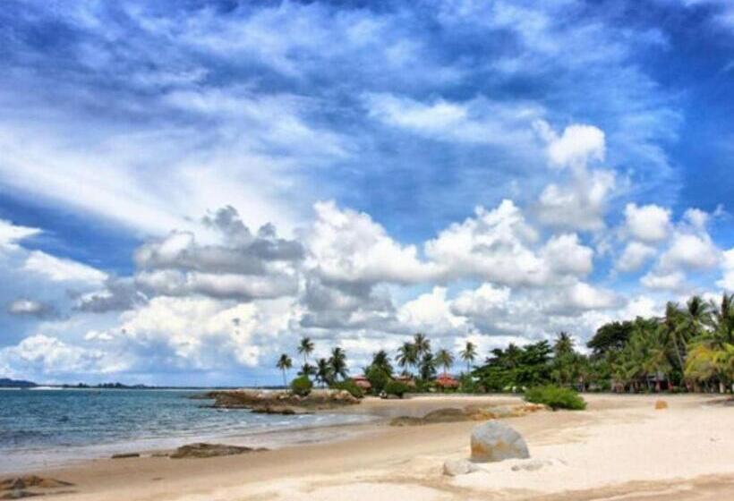 فندق Parai Beach Resort & Spa