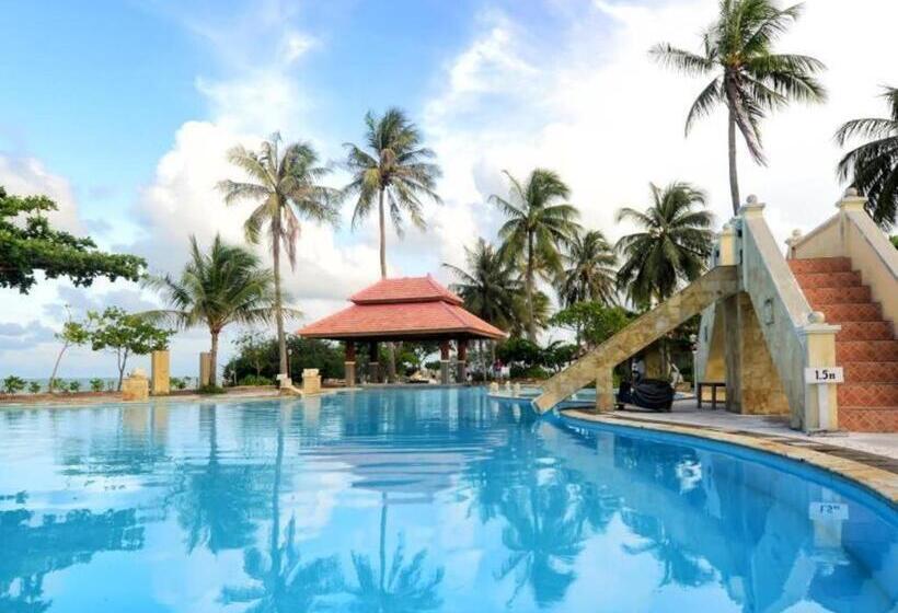 فندق Parai Beach Resort & Spa