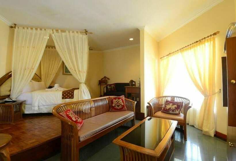 فندق Parai Beach Resort & Spa