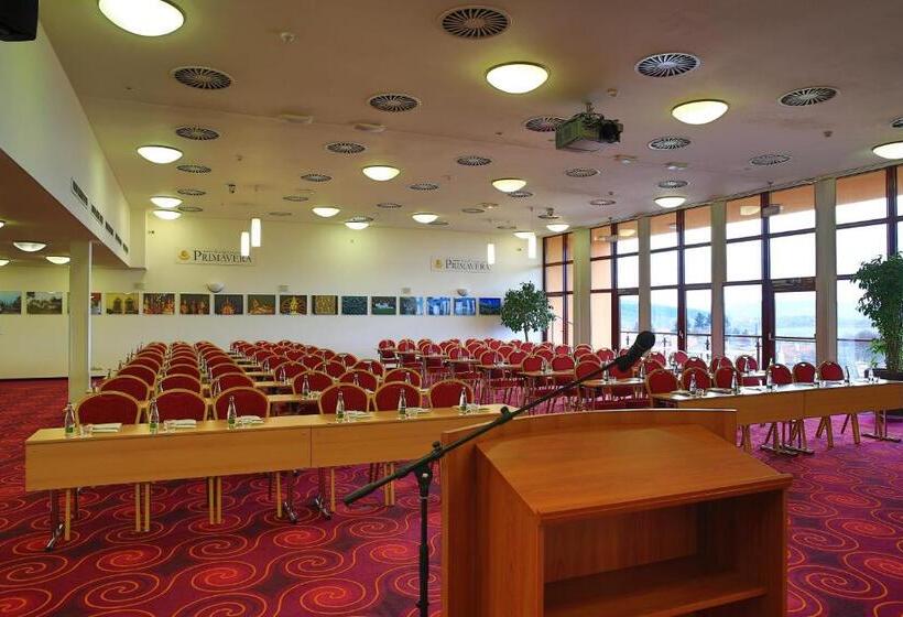 Primavera Hotel & Congress Centre