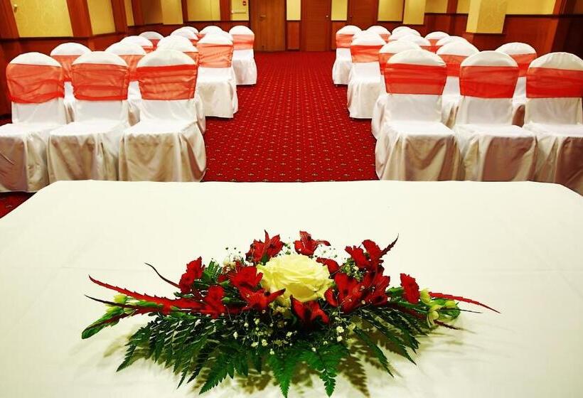 Primavera Hotel & Congress Centre